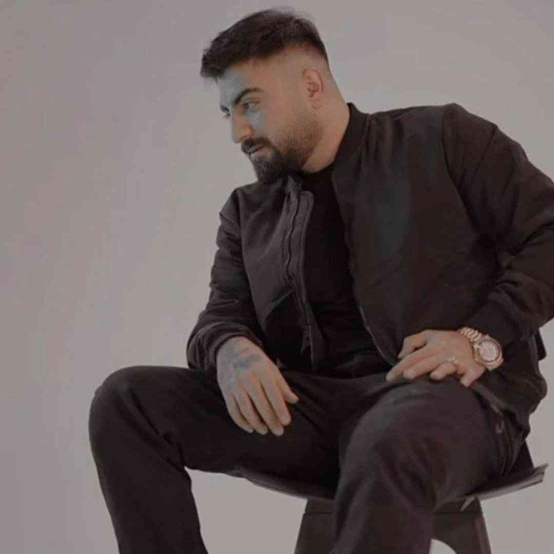 دانلود آهنگ یا خودزنی مکنم یا خودخوری و خودکشی از رامین تجنگی